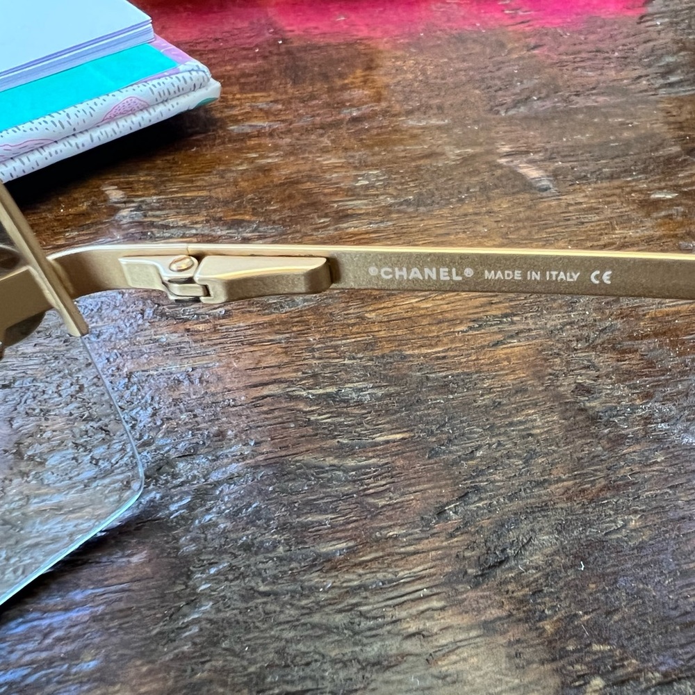 Ultra RARE Vintage Chanel Rimless Sunglasses 🔥 - Picture 14 of 16